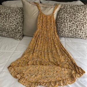 Chic Yellow Floral Midi Dress